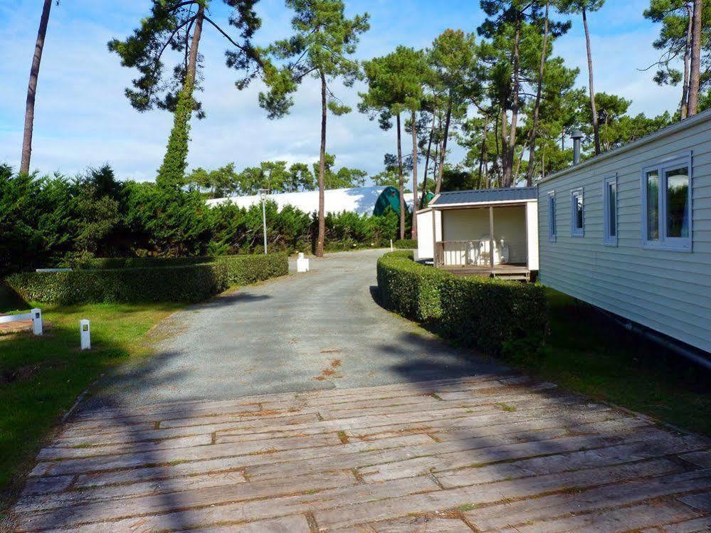 Sous Les Pins Ronce-les-Bains Exterior photo