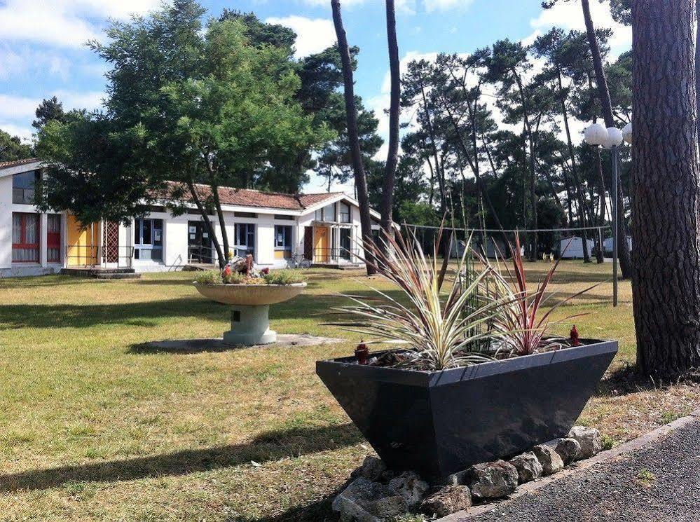 Sous Les Pins Ronce-les-Bains Exterior photo